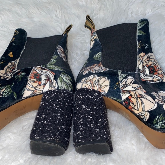Leo Studio Design Floral Ankle Boots Made in Italy Size 37/ 7 - Picture 8 of 8